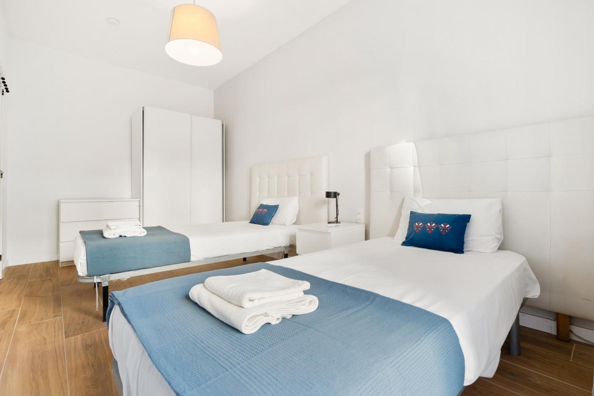 Fridays Flats Spacious 4Br Family Retreat Barselona Dış mekan fotoğraf